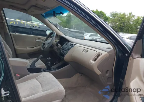 2001 Honda Accord 2.3 Ex из США, поврежденный, VIN 1HGCG55651A012175